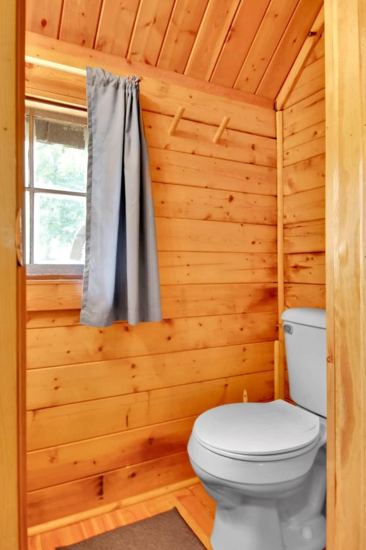 Secluded Rustic Cabin With Views ブルーミントン エクステリア 写真
